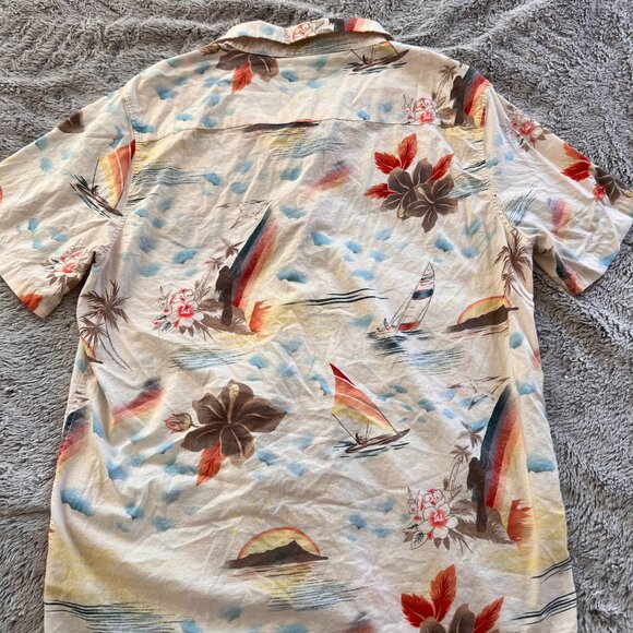 Banks Journal Shirt Men Medium Beige Hawaiian Aloha Camp Collar Surf - Picture 4 of 4